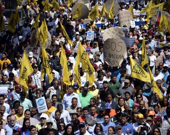  Los EE.UU. debería respaldar las manifestaciones anticomunistas, como las de Caracas, Venezuela